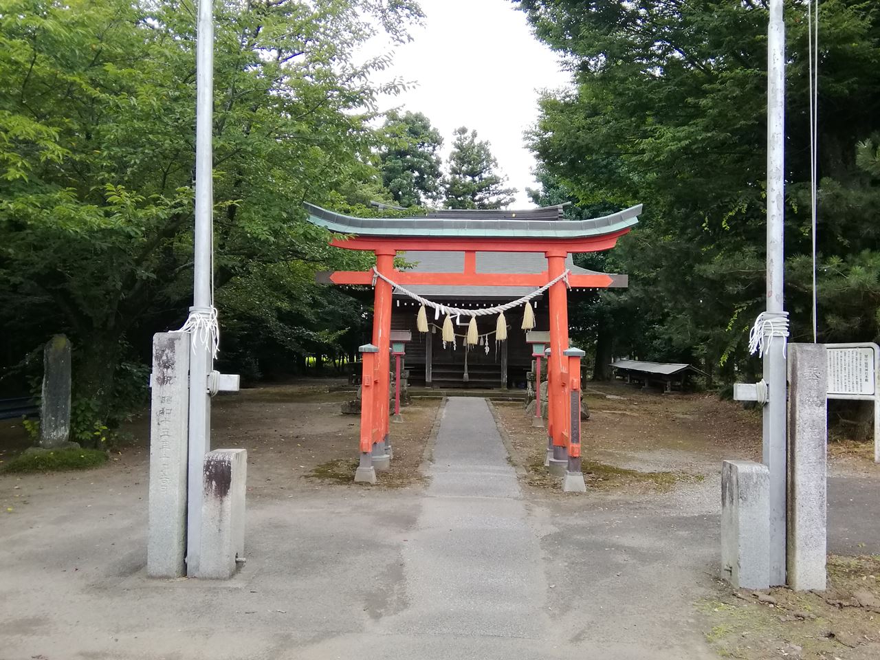 稲荷神社 オヤマシティ